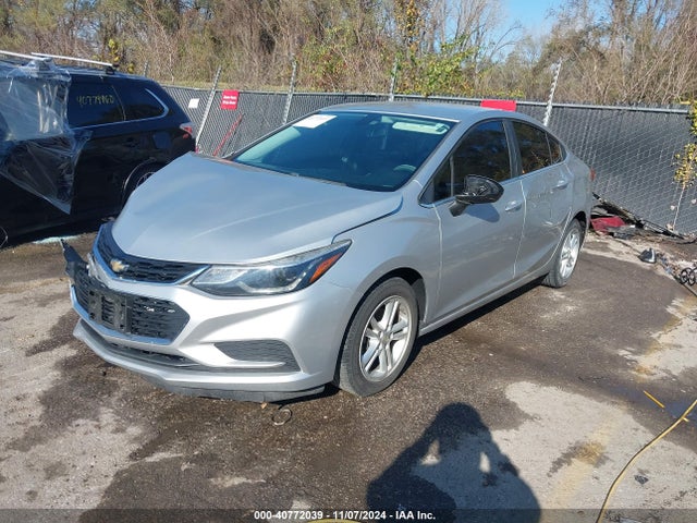 Chevrolet Cruze Lt Auto 2017 1G1BE5SM9H7105171 Image 2