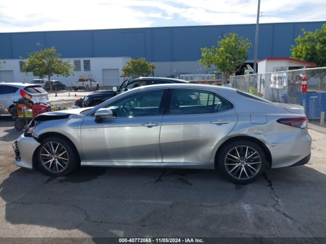 4T1F31AK0MU569898 Toyota Camry Xle Hybrid