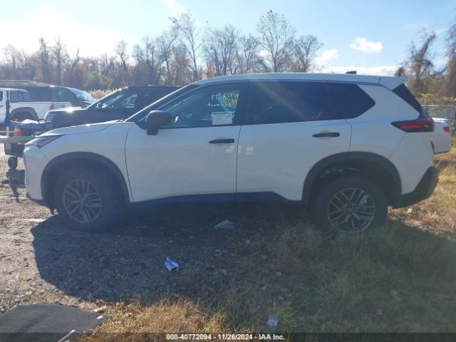 5N1BT3AA4NC704146 Nissan Rogue S Fwd