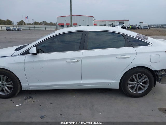 Hyundai Sonata 2017 5NPE24AF8HH521590 Image 14