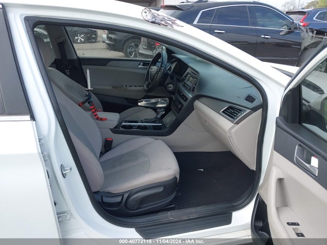 Hyundai Sonata 2017 5NPE24AF8HH521590 Image 5