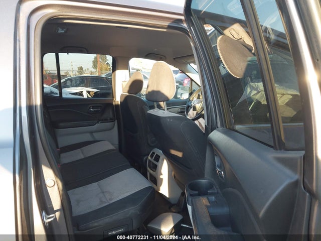Honda Ridgeline Rts 2017 5FPYK2F46HB009521 Image 8