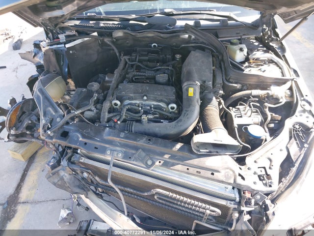 WDDGF4HB6EA953135 Mercedes-Benz C-class C 250 Sport/luxury