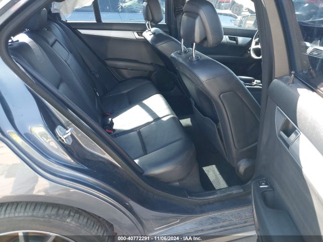 WDDGF4HB6EA953135 Mercedes-Benz C-class C 250 Sport/luxury