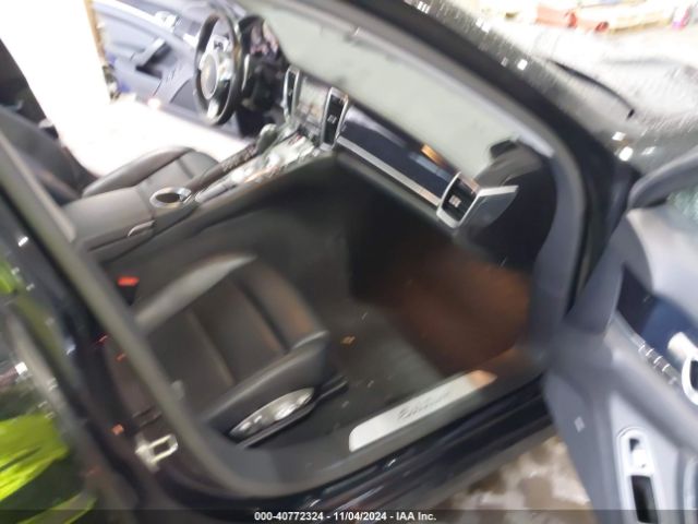 WP0AA2A72GL000390 Porsche PANAMERA 4