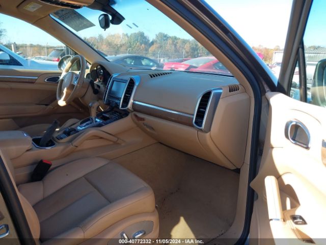 2011 PORSCHE CAYENNE WP1AA2A29BLA09423 Photo 4