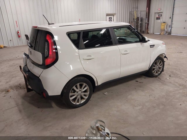 KIA SOUL + 2015 KNDJP3A57F7204290 Image 4