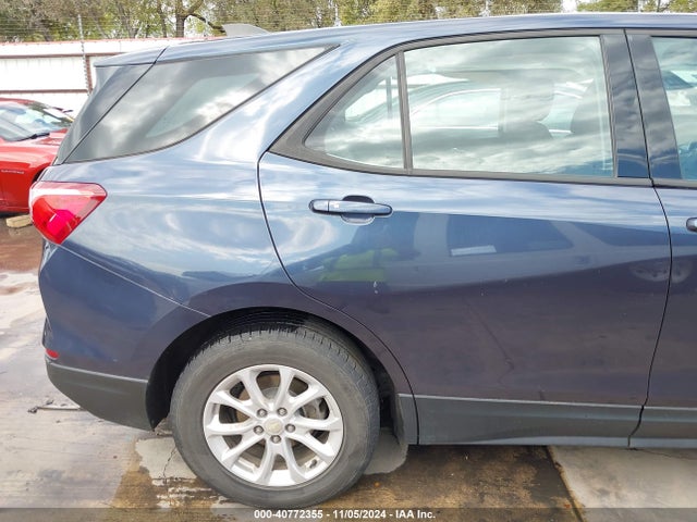 Chevrolet EQUINOX LS 2019 3GNAXSEV1KL320246 Image 19
