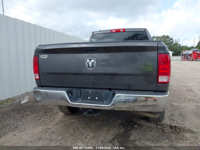 1C6RR6FGXKS526509 RAM 1500 Classic Tradesman Quad Cab 4x2 6'4 Box