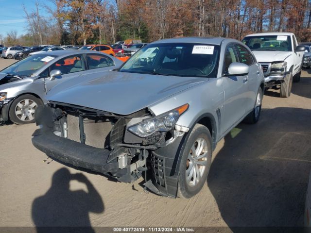 JN8CS1MUXGM670284 Infiniti QX70