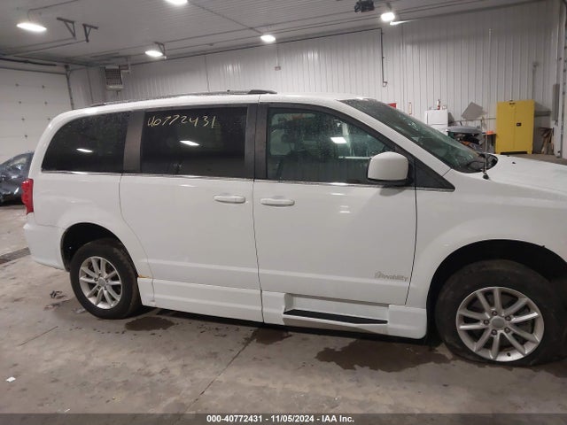 Dodge Grand Caravan Sxt 2018 2C7WDGCG2JR218788 Image 13