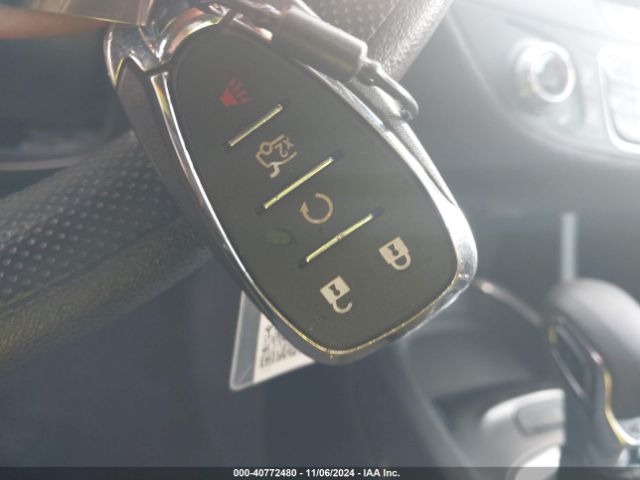 1G1ZD5ST9NF141081 Chevrolet Malibu Fwd Lt