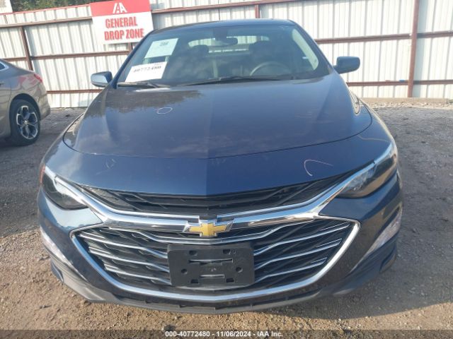 1G1ZD5ST9NF141081 Chevrolet Malibu Fwd Lt