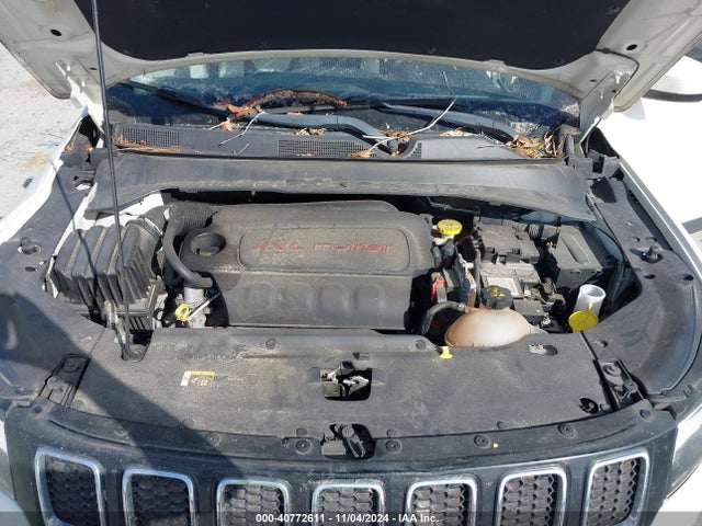 3C4NJCBB6JT228768 Jeep Compass Latitude Fwd