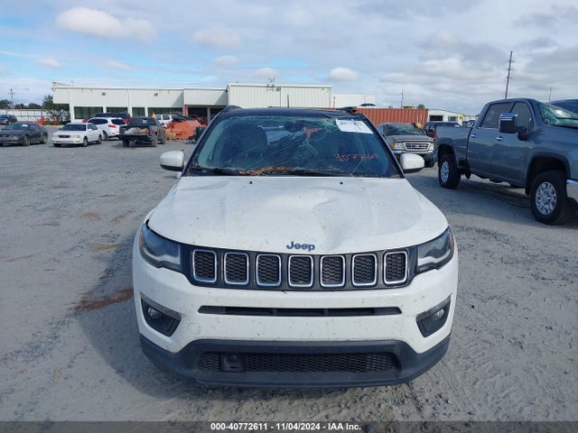 3C4NJCBB6JT228768 Jeep Compass Latitude Fwd