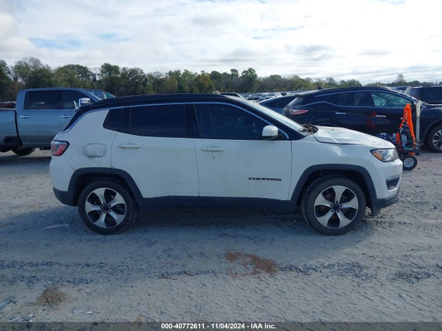 3C4NJCBB6JT228768 Jeep Compass Latitude Fwd