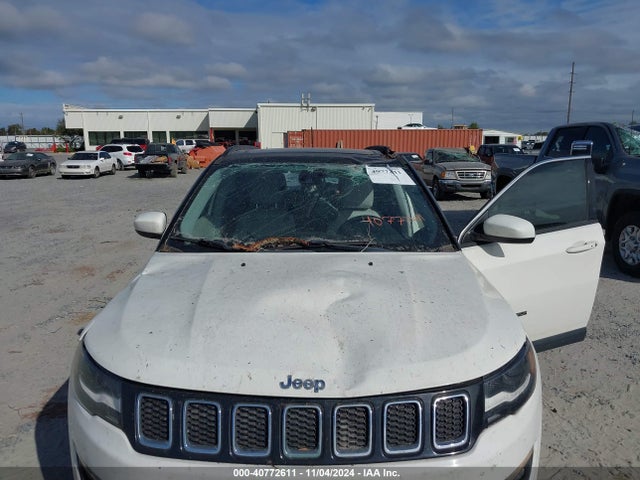 3C4NJCBB6JT228768 Jeep Compass Latitude Fwd