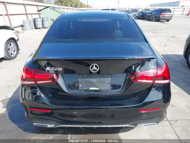 W1K3G4EB6LW043744 Mercedes-Benz A 220