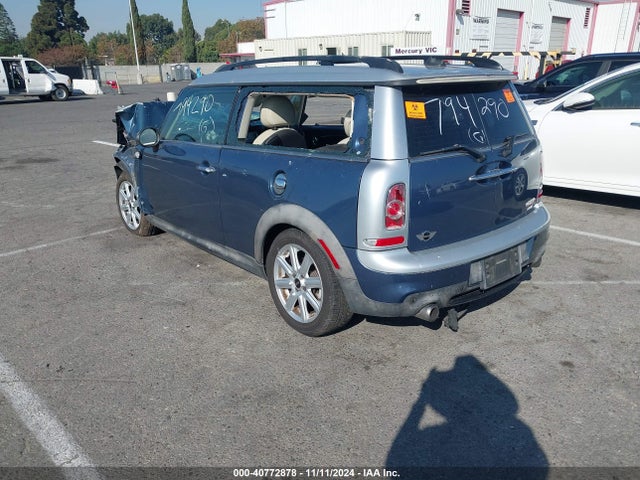 2011 MINI COOPER S CLUBMAN WMWZG3C57BTY36110 Photo 2