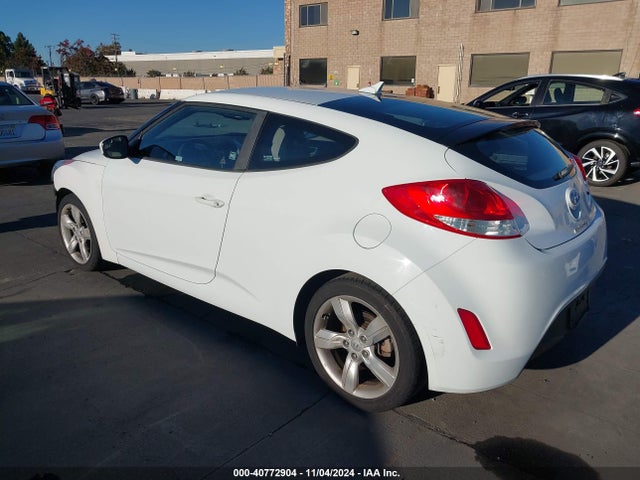 Hyundai Veloster Base W/gray 2014 KMHTC6AD8EU209863 Image 3