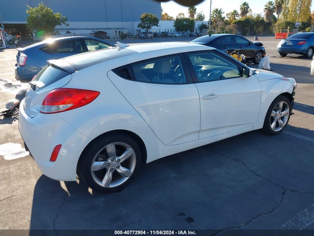 Hyundai Veloster Base W/gray 2014 KMHTC6AD8EU209863 Image 4