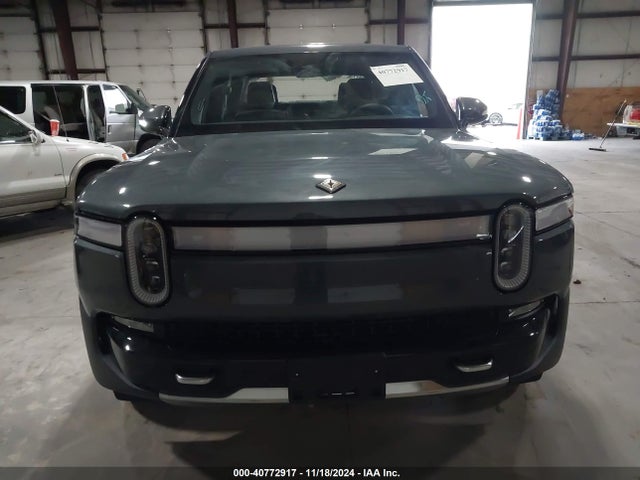 Rivian R1t Adventure 2022 7FCTGAAA6NN016245 Image 13
