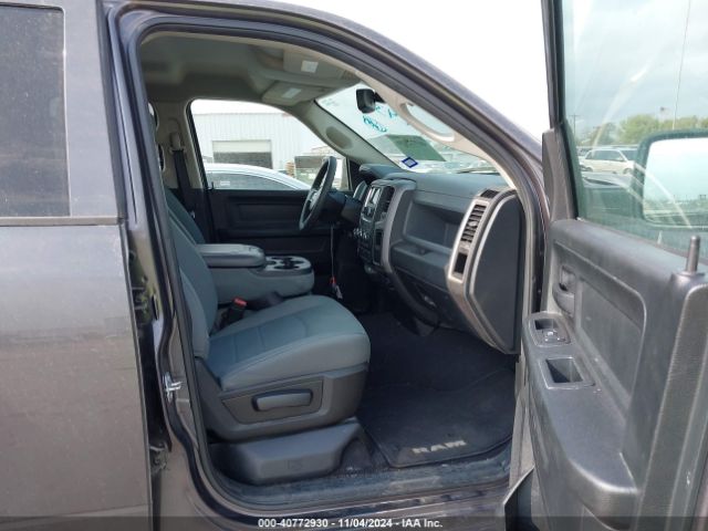 1C6RR6FG2JS299735 RAM 1500 Tradesman Quad Cab 4x2 6'4 Box