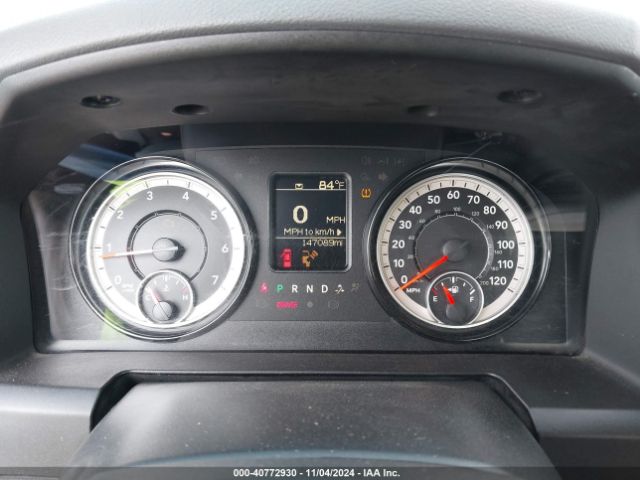 1C6RR6FG2JS299735 RAM 1500 Tradesman Quad Cab 4x2 6'4 Box