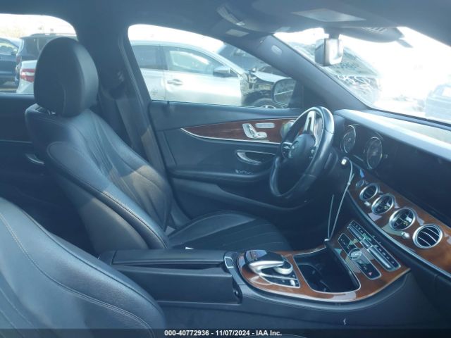 WDDZF4JB1KA525911 Mercedes-Benz E 300