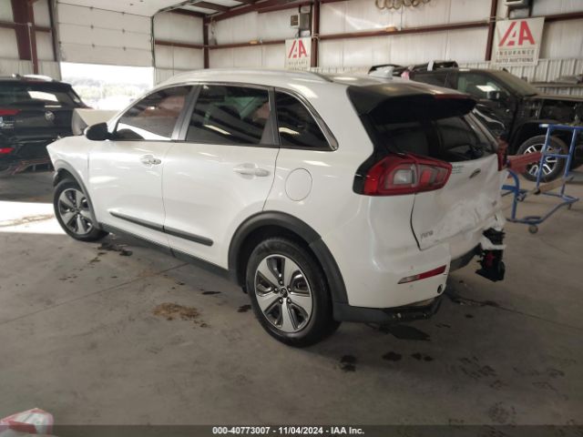 KNDCB3LCXJ5160910 KIA NIRO LX