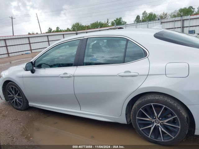 4T1G11AKXNU052667 Toyota CAMRY SE