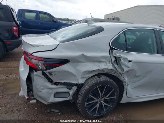 4T1G11AKXNU052667 Toyota CAMRY SE
