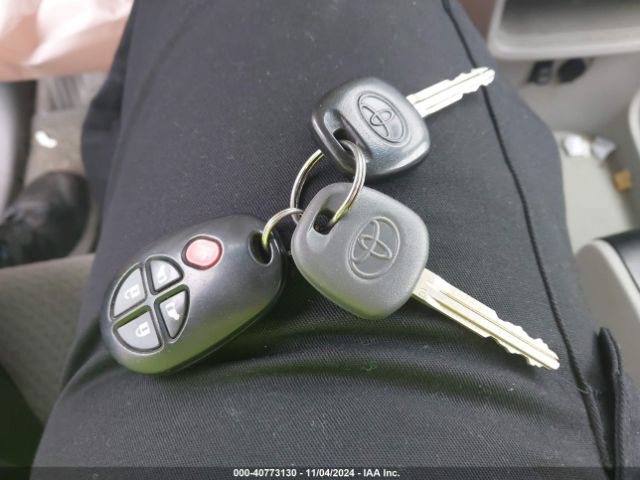 5TDKK3DC7ES524288 Toyota Sienna Le V6 8 Passenger