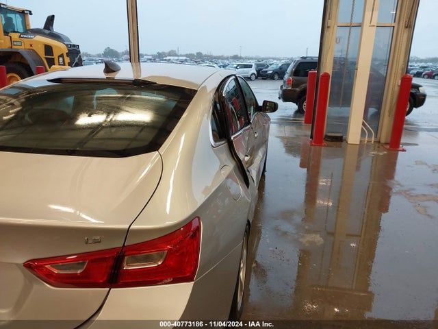 Chevrolet MALIBU LS 2016 1G1ZB5ST8GF290476 Image 18