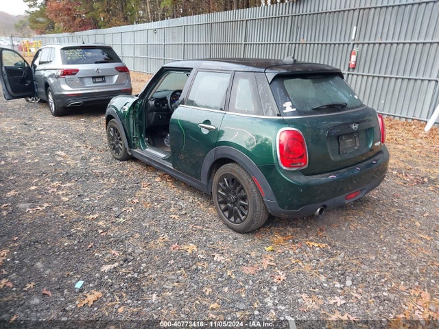 2019 MINI HARDTOP WMWXU1C54K2F82238 Photo 2