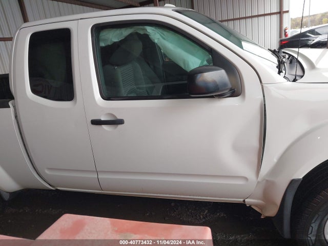 Nissan Frontier Sv 2018 1N6AD0CW1JN724371 Image 14