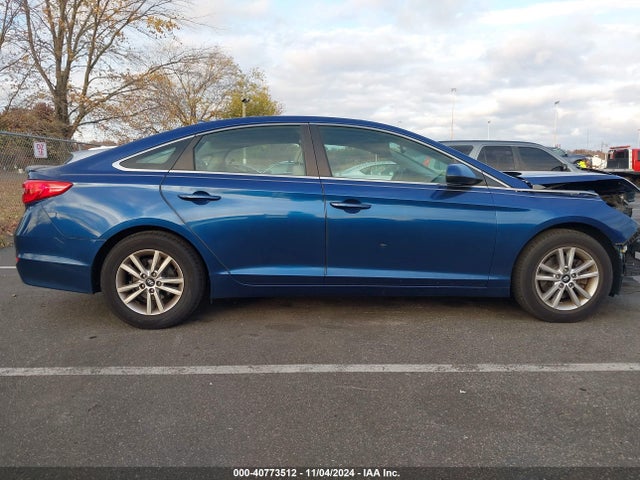 Hyundai SONATA SE 2016 5NPE24AF6GH318244 Image 13