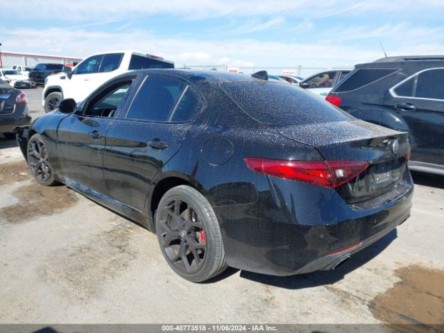ZARFAMBN4L7636722 Alfa Romeo Giulia Ti Rwd