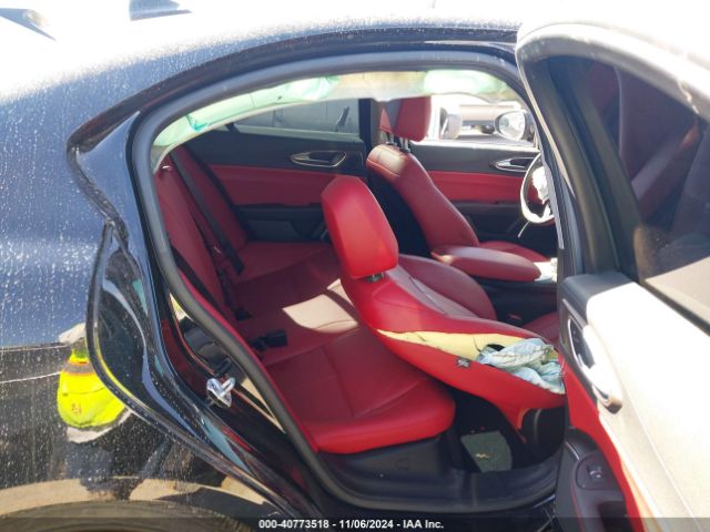 ZARFAMBN4L7636722 Alfa Romeo Giulia Ti Rwd