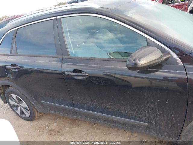 KNDCB3LC2H5056860 KIA NIRO LX