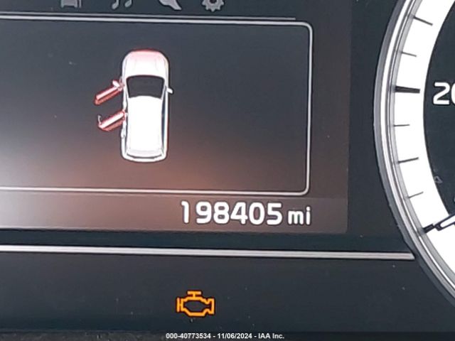 KNDCB3LC2H5056860 KIA NIRO LX