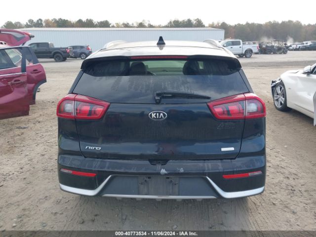 KNDCB3LC2H5056860 KIA NIRO LX