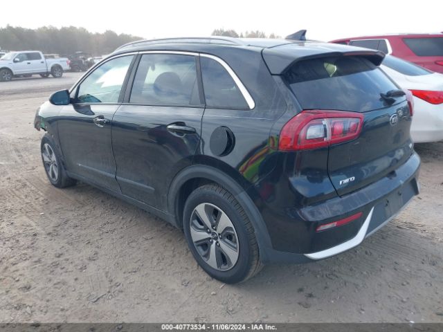 KNDCB3LC2H5056860 KIA NIRO LX
