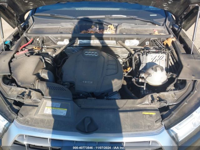 WA1CNAFY1J2055395 Audi Q5 2.0t Premium/2.0t Tech Premium