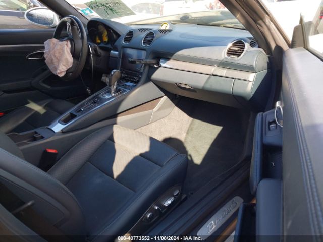 2017 PORSCHE 718 BOXSTER WP0CB2A87HS240623 Photo 4