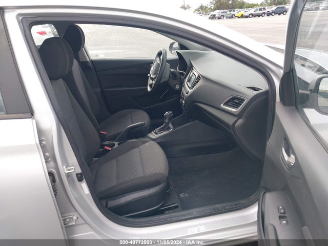 Hyundai ACCENT SE 2019 3KPC24A36KE054811 Image 5