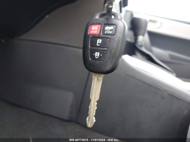 Toyota COROLLA LE 2017 2T1BURHE2HC773734 Image 11
