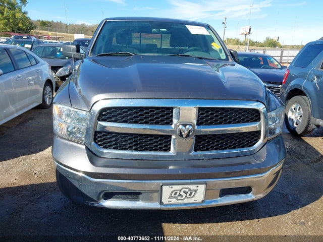 1C6RR6GG2HS695138 RAM 1500 Slt  4x2 6'4 Box