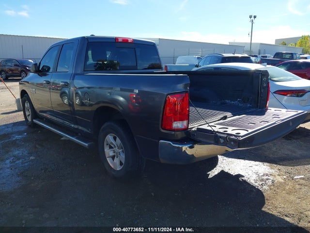 1C6RR6GG2HS695138 RAM 1500 Slt  4x2 6'4 Box