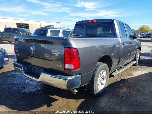 1C6RR6GG2HS695138 RAM 1500 Slt  4x2 6'4 Box